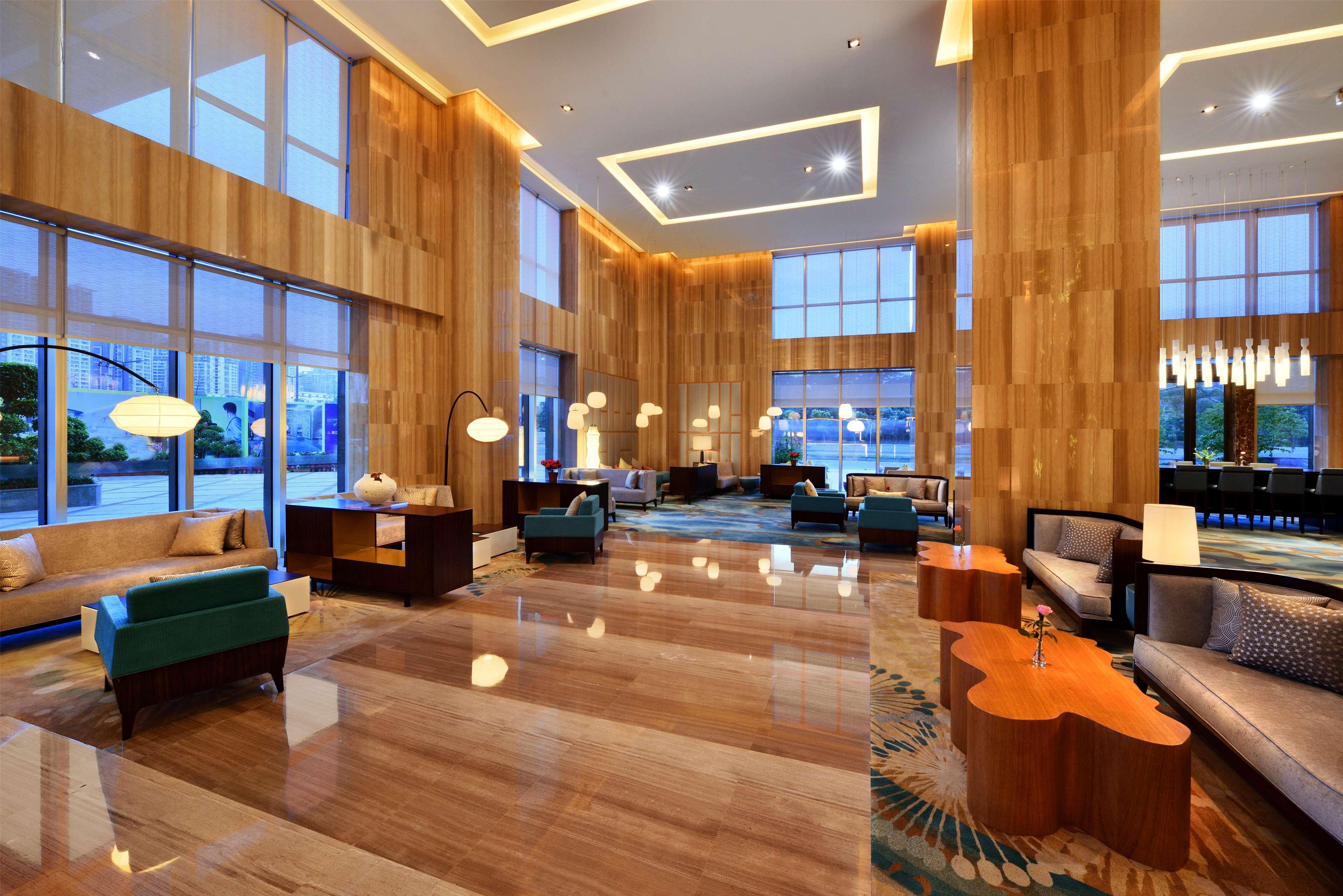 Hilton Garden Inn Chengdu Huayang Exteriör bild